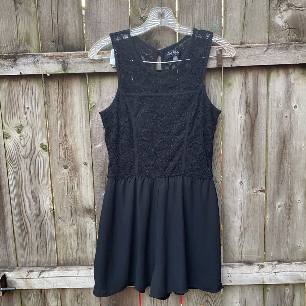 Love Reign Lace Romper sz. 5
